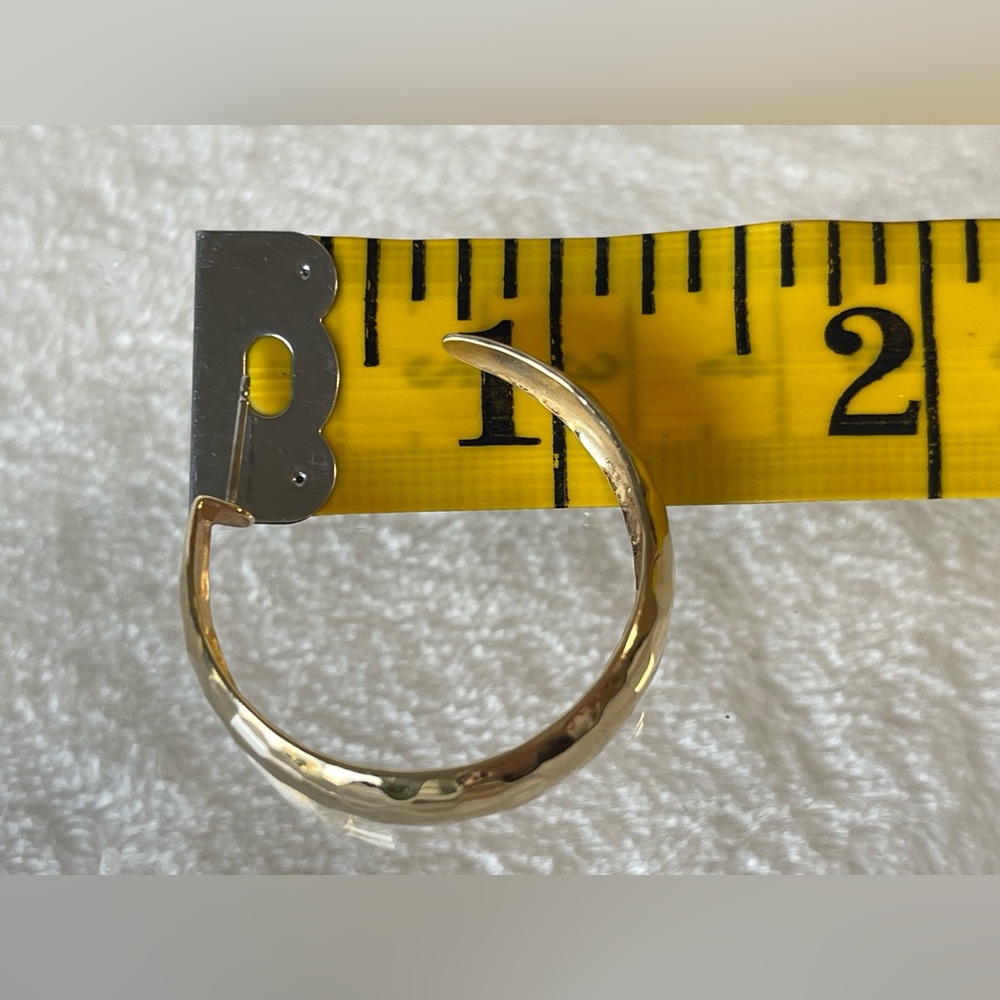 Vintage gold tone, hammered hoop earrings 80’s elegant - Picture 10 of 10
